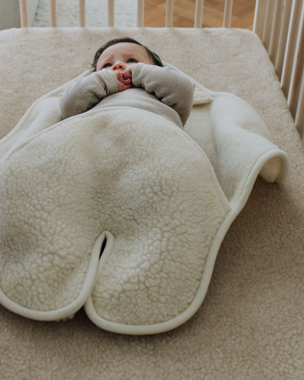 Baby wrap blanket with feet and hood - Merino wool